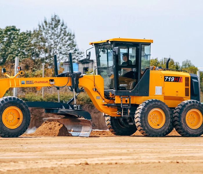 Motoniveladora 719H